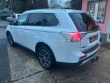 Mitsubishi Outlander  4WD /ACC/Spurhalteassistent/AHK/ - Mitsubishi Outlander mit Schiebedach