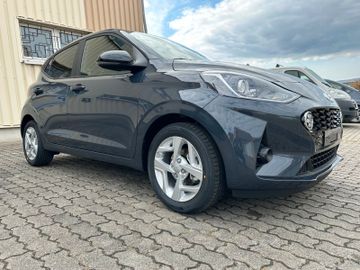 Hyundai i10 1.0 CONNECT & GO - NAVI - SOFORT