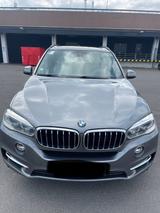 BMW X5 xDrive30d - - BMW X5 in Berlin