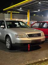 Audi A6 4b2 C5 - Audi A6 aus 2000: Limousine