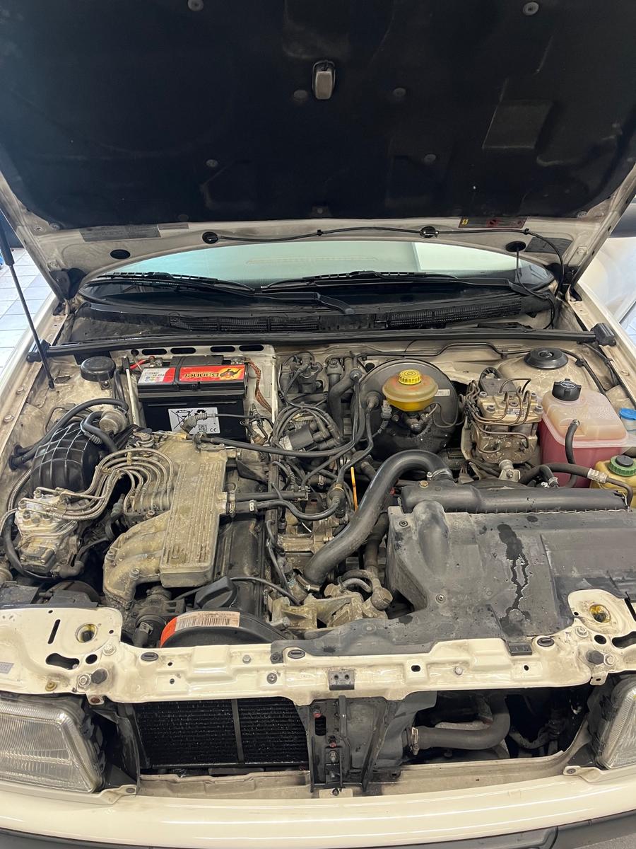 Audi 80 2.3 E Limo 5 Zylinder Motor mit Klimaanlage
