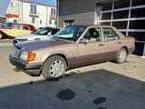 Mercedes-Benz 400E E400 W124 V8 TOP ZUSTAND CLASSIC DATA - Mercedes-Benz 400: Limousine