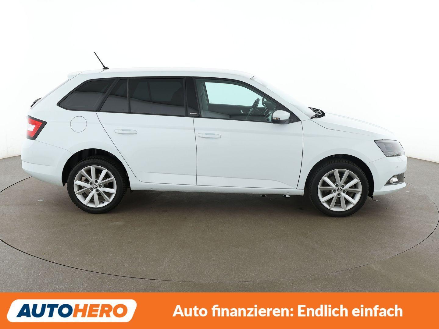 Skoda Fabia 1.2 TSI Joy Aut.*TEMPO*PDC*SHZ*ALU*KLIMA*