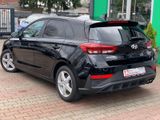 Hyundai i30 ``N Line´´  Mild-Hybrid - Hyundai i30: Teilleder