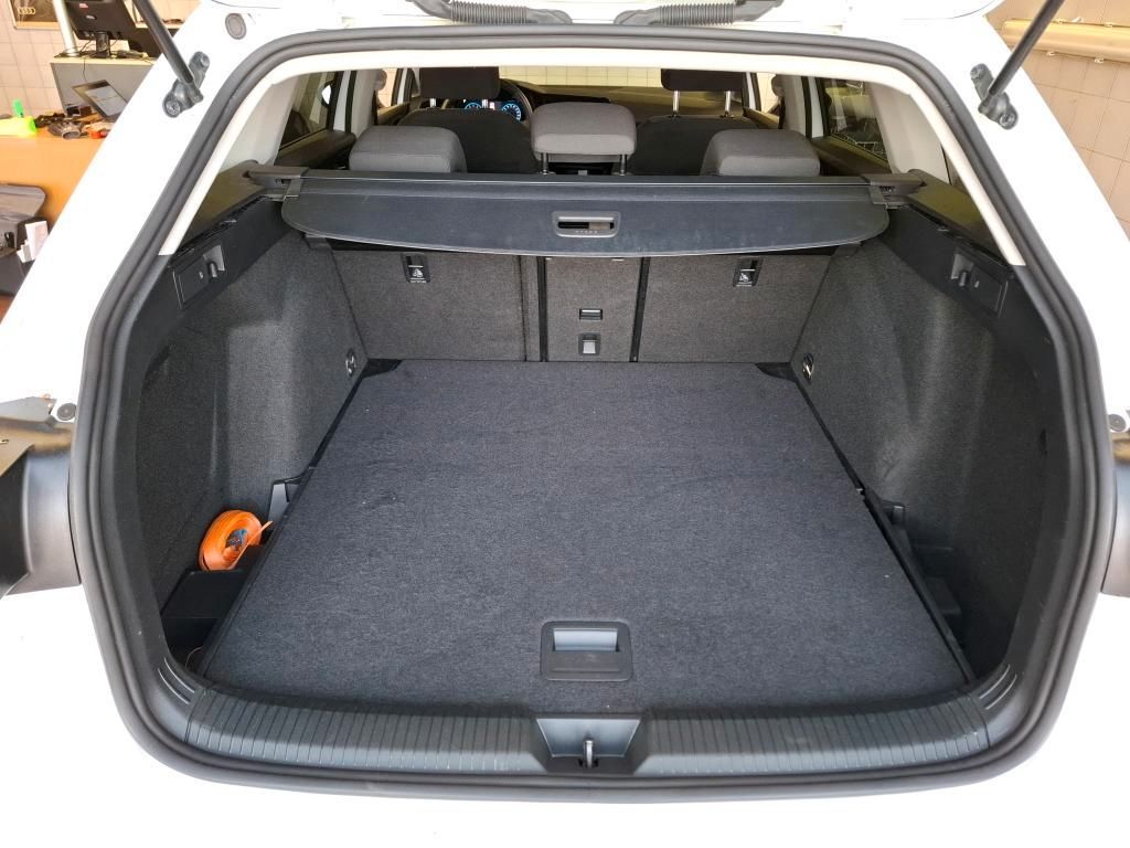Volkswagen Golf - Bild 8