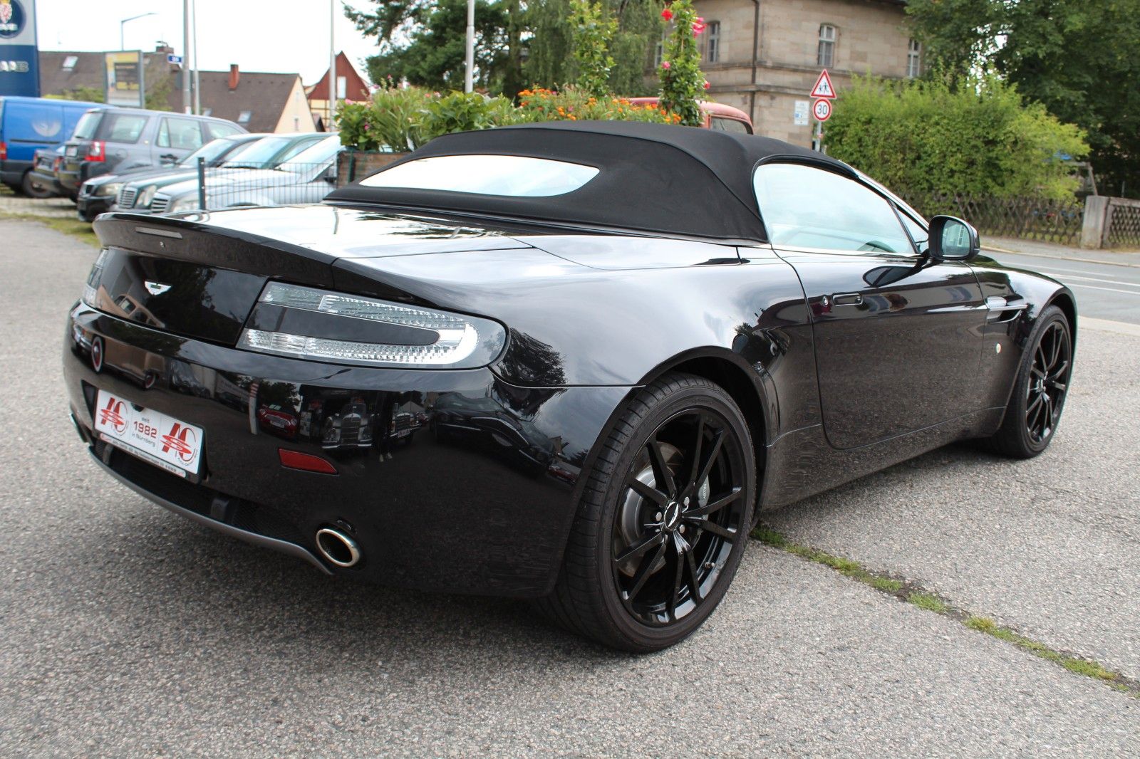 V8 Vantage Roadster 4.7l Sportshift Schön!
