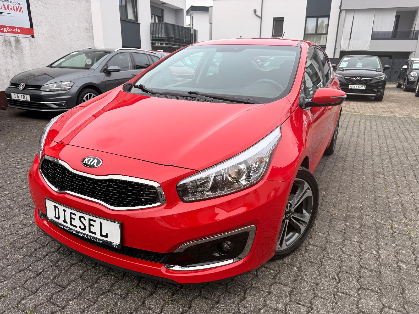 Kia CEED 1.6 CRDI SPORT Edition KAMERA NAVI LED PDC