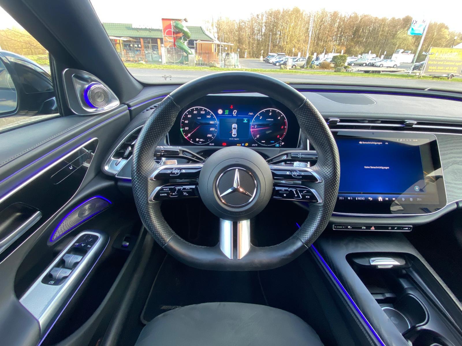 Mercedes-Benz E 220 E Limousine E 220 d AMG Line