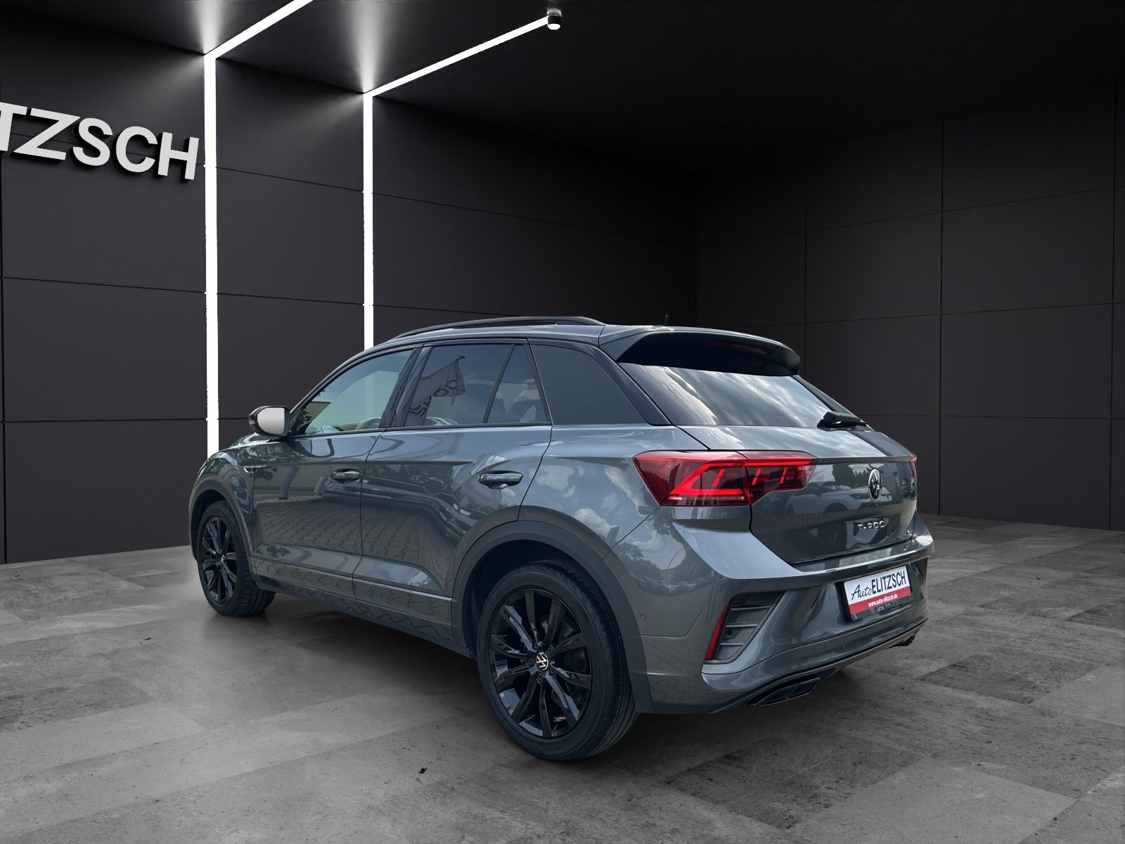 Fahrzeugabbildung Volkswagen T-Roc 2.0 TSI R-Line 4M MATRIX Standh.