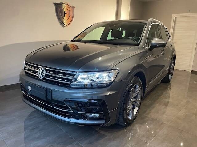 Volkswagen Tiguan 2.0 tdi Advanced R-Line Exteri