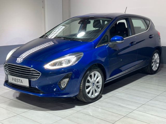 Ford Fiesta Titanium Kamera  Navi