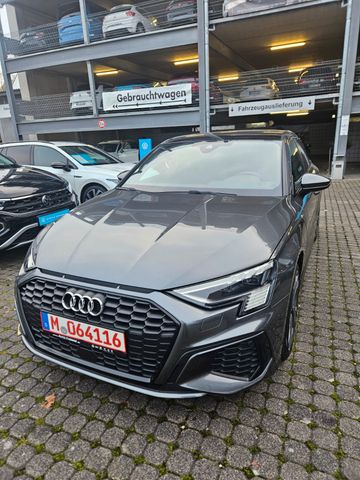 Audi A3 Sportback 40 TFSI e S line BLACK Pano/Kamera