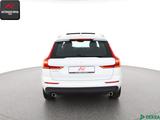 Volvo XC 60 B5 D AWD HUD,HARMAN/K,KEYLESS,PANO,KAMERA - mit Diesel-Antrieb: Panorama-Dach, Geländewagen
