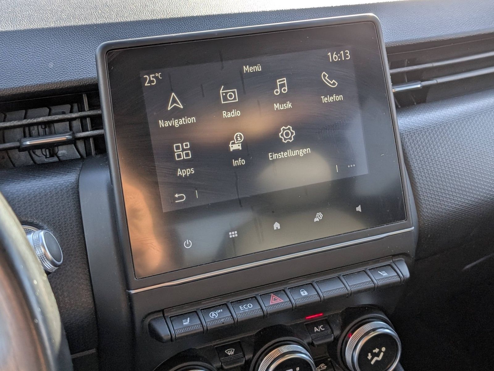 RENAULT Clio TCe 100 Intens Navi SHZ Kamera – Bild 18