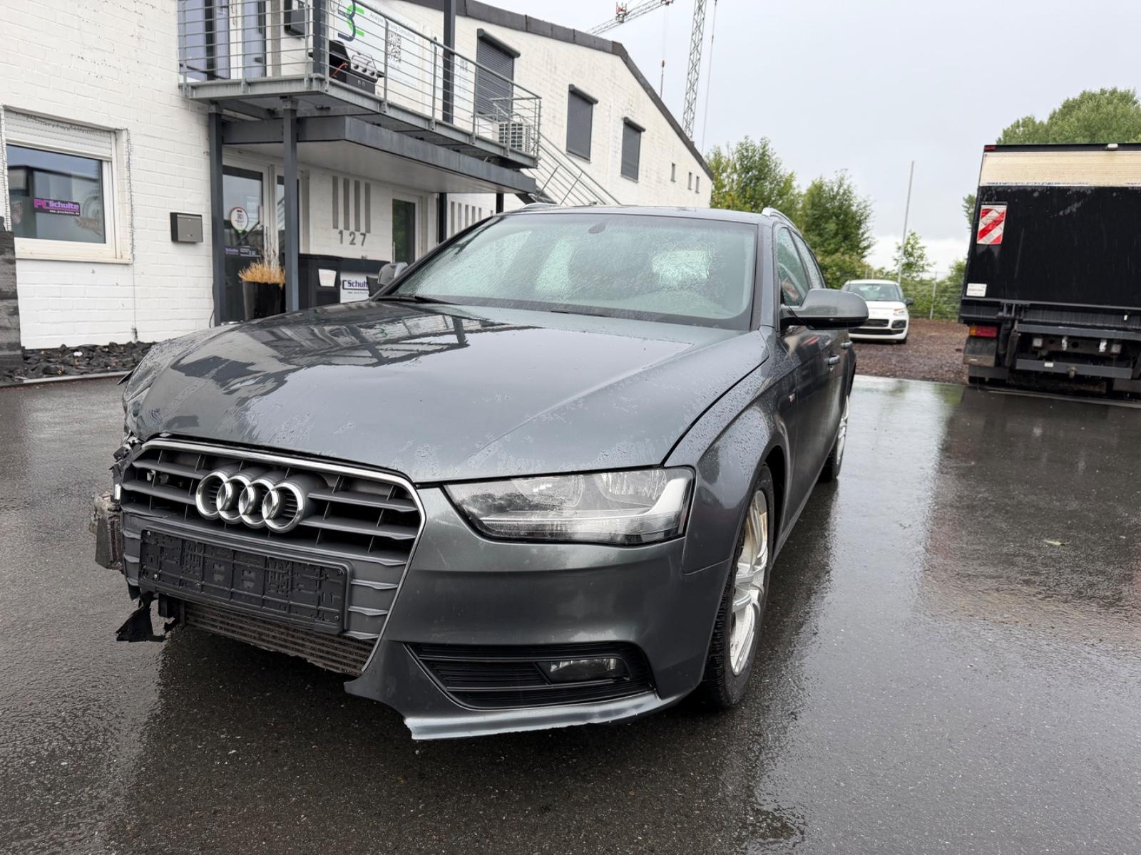 Audi A4 Avant S line Sportpaket / plus