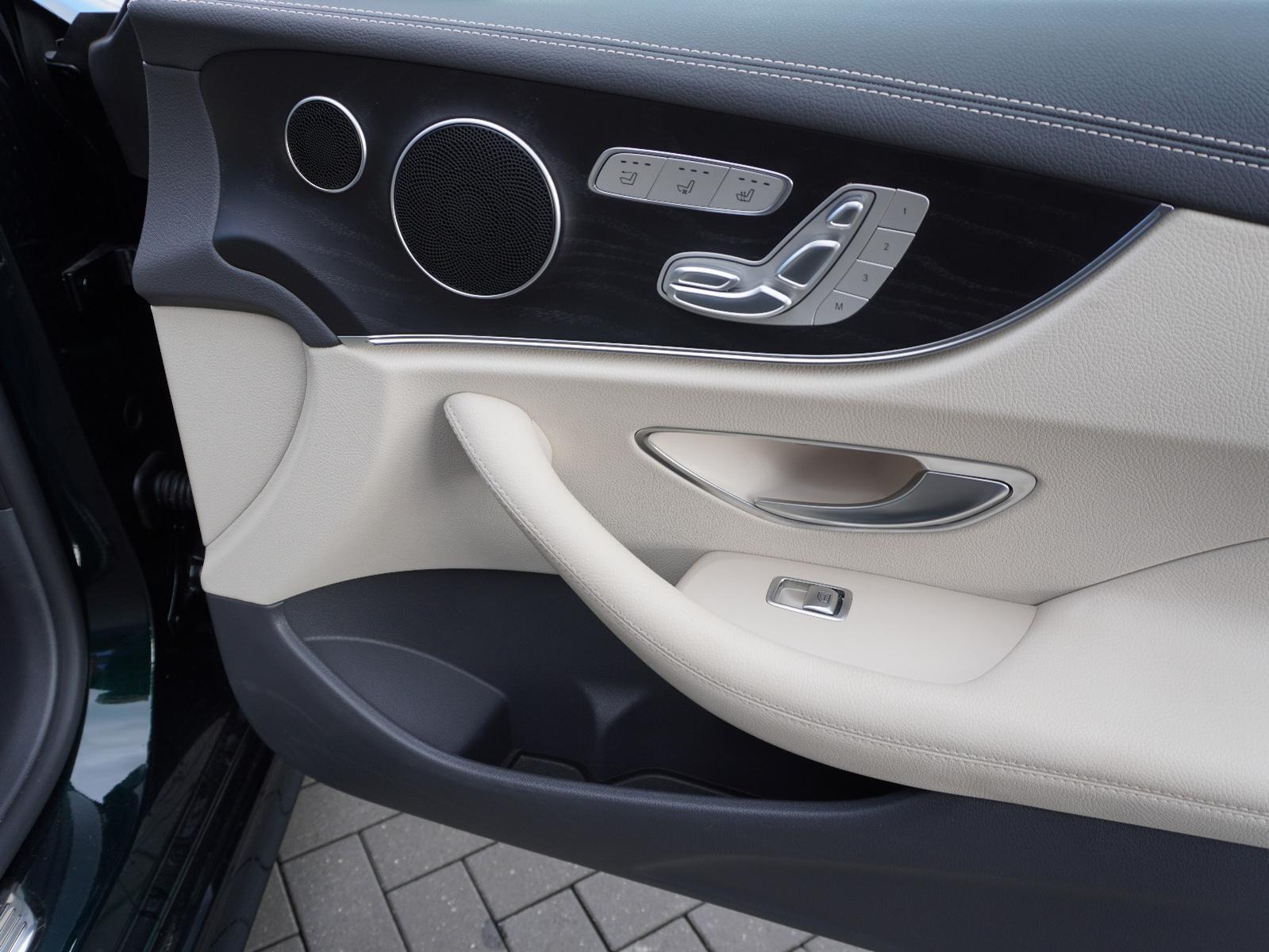Mercedes-Benz E  220  d  Coupe AMG