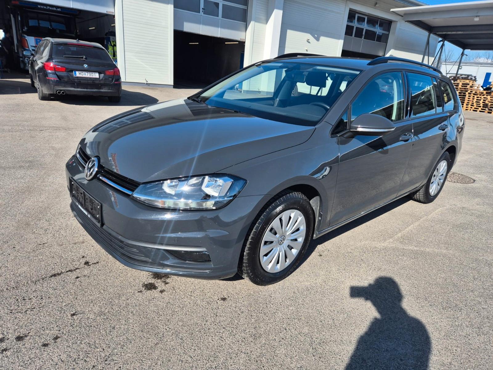 Volkswagen Golf VII Variant Trendline WGNR.: 30
