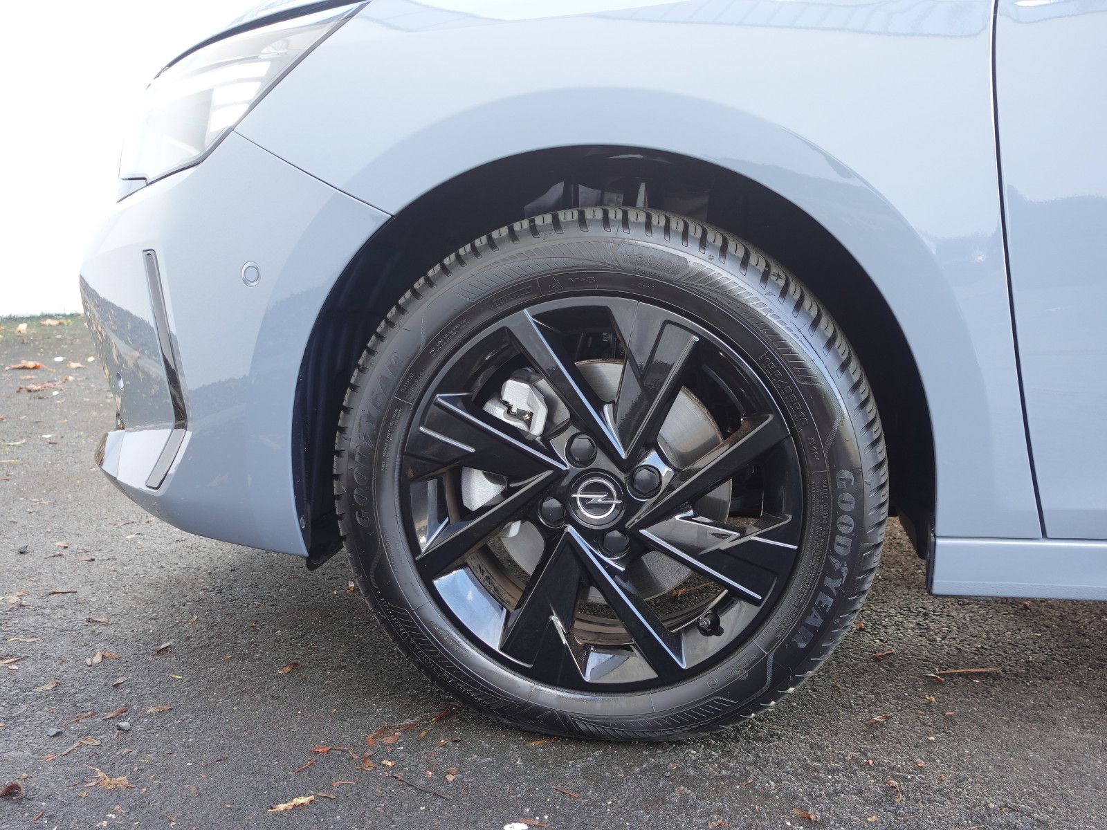 Fahrzeugabbildung Opel Corsa GS 1.2T AUTOMATIK,Navi,Kamera,Sitzhz,Allw.