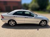 Mercedes-Benz C- Klasse 180 Kompressor - Mercedes-Benz 230: Kompressor