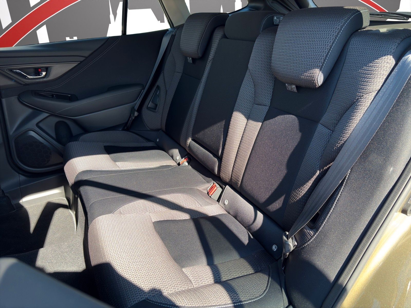 Fahrzeugabbildung Subaru Outback 2.5i AWD MATRIX/SHZ/RFK/ACC/TOT/NAVI