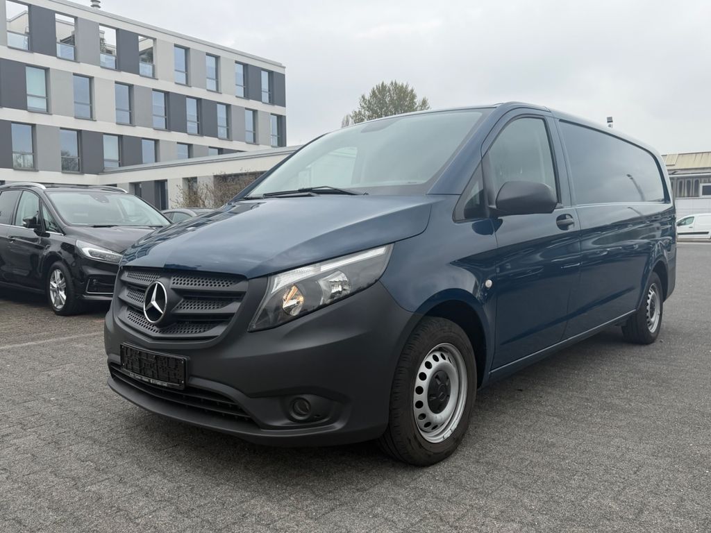 Image of Mercedes-Benz Vito
