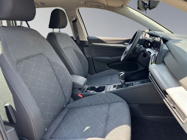 Golf VIII Variant 2.0 TDI Life SHZ NAVI ACC LED