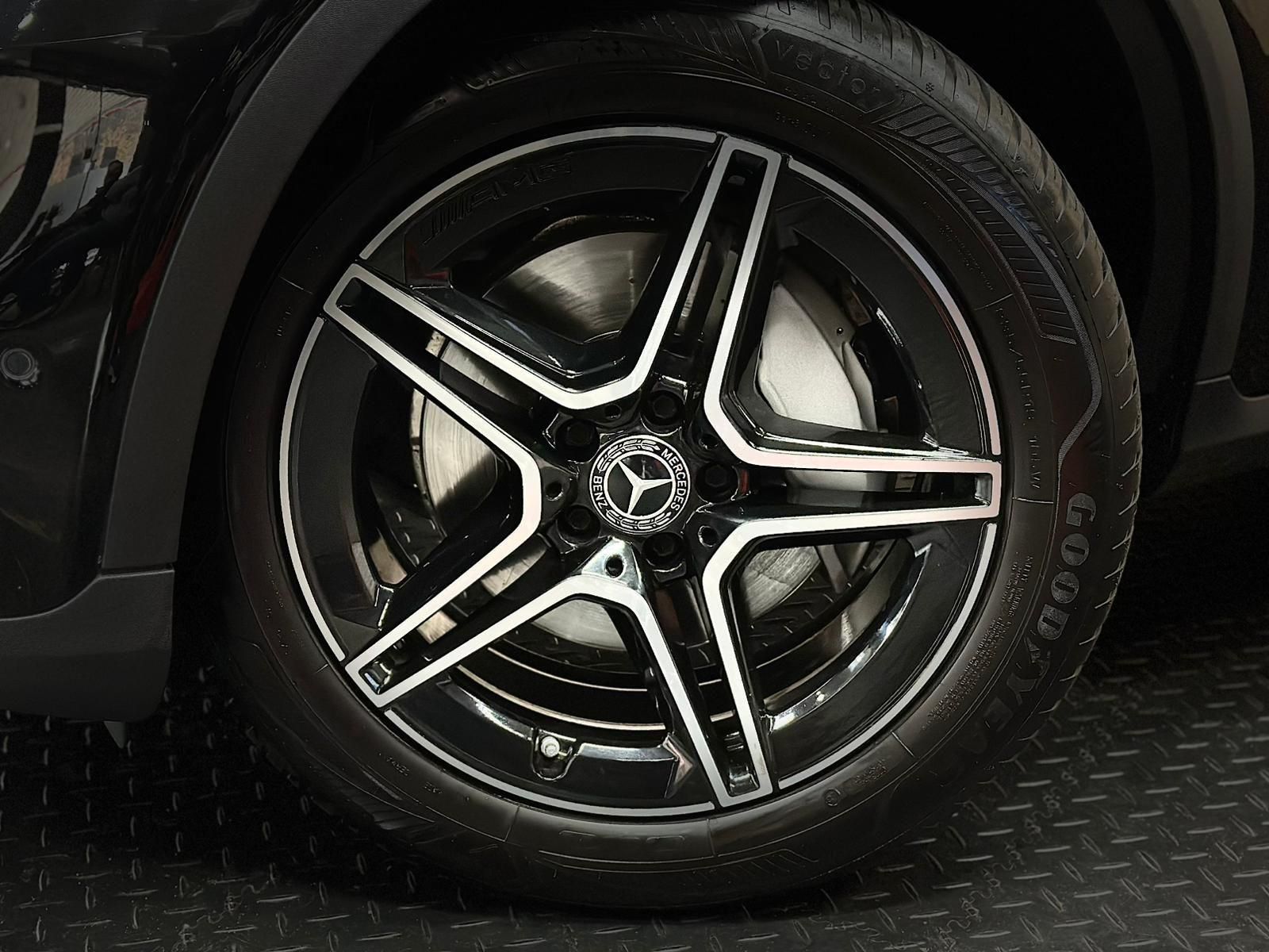 MERCEDES-BENZ GLC300 4M OFFROAD* MULTIBEAM#AHK#SHZ#360CAM#NAVI - Image 9