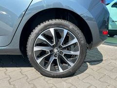 Fahrzeugabbildung Skoda Fabia Navi ACC LED Kamera Sitzhzng SmartLink