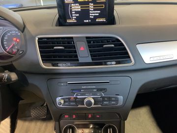Audi Q3 - 12