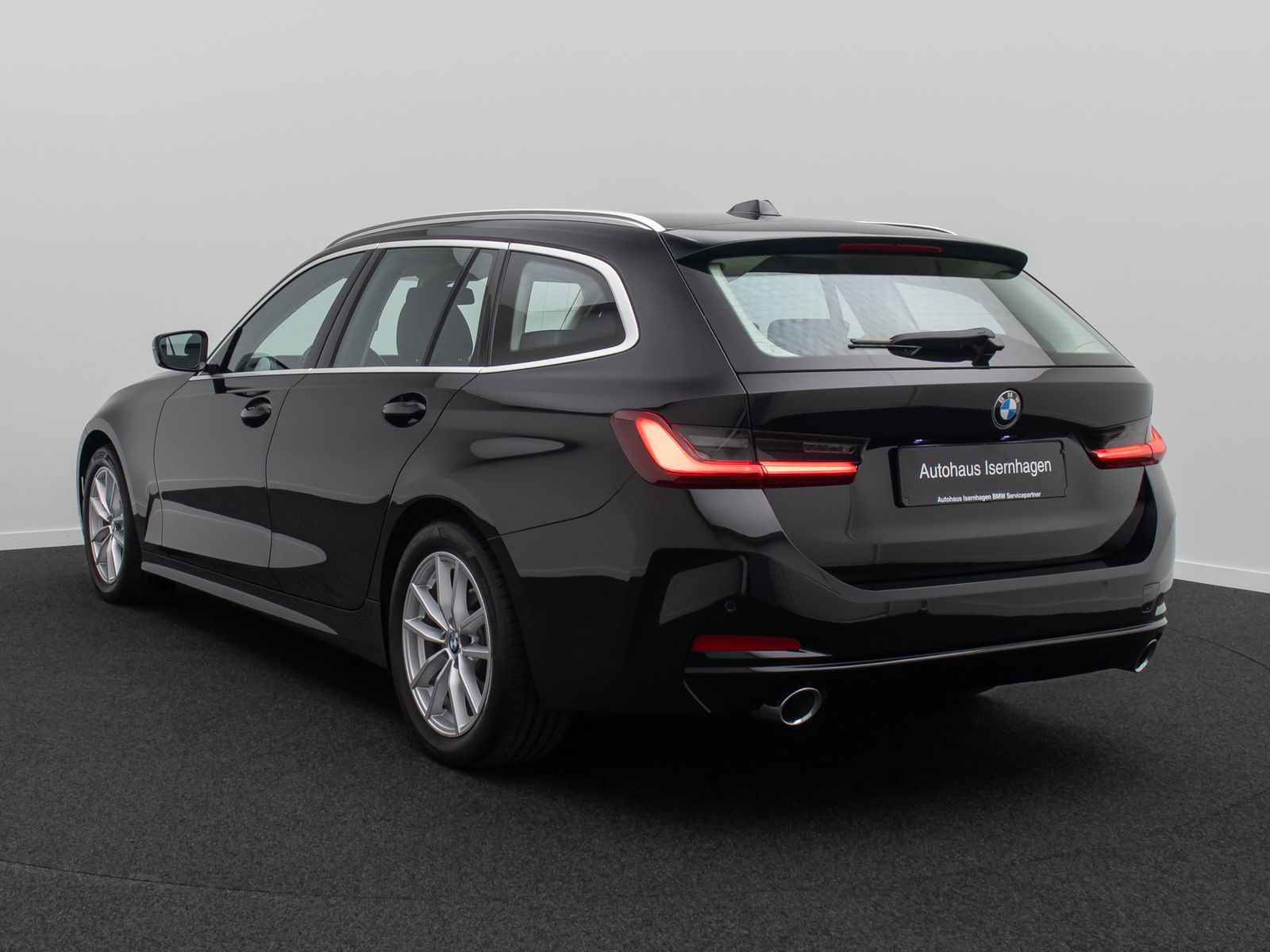 Fahrzeugabbildung BMW 318i Widscreen DAB GeschwindigReg CockpitPlus