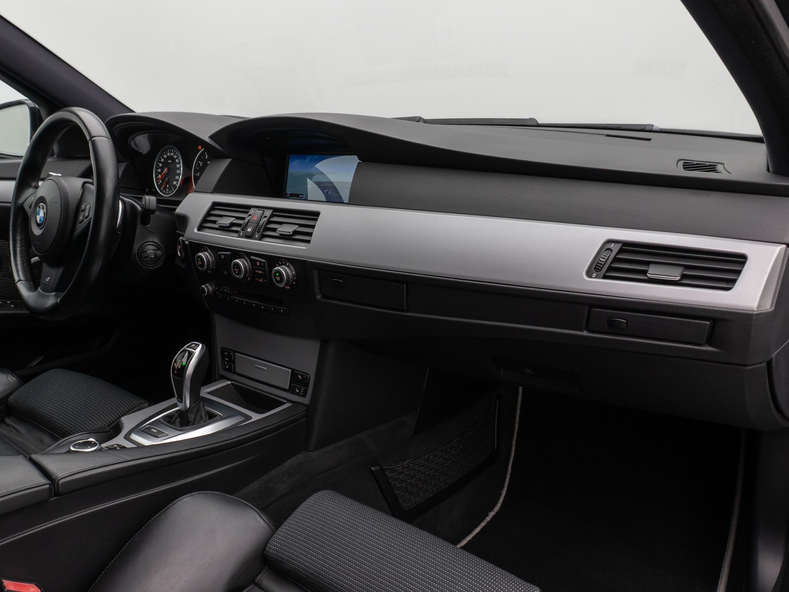 Fahrzeugabbildung BMW 530i Edition M Sport HUD SoftCl Xenon Komfort