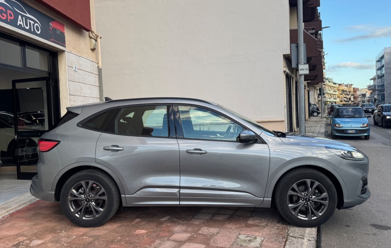 Ford Kuga 1.5 TDCI 120 CV ST-Line AUTO imagem 3