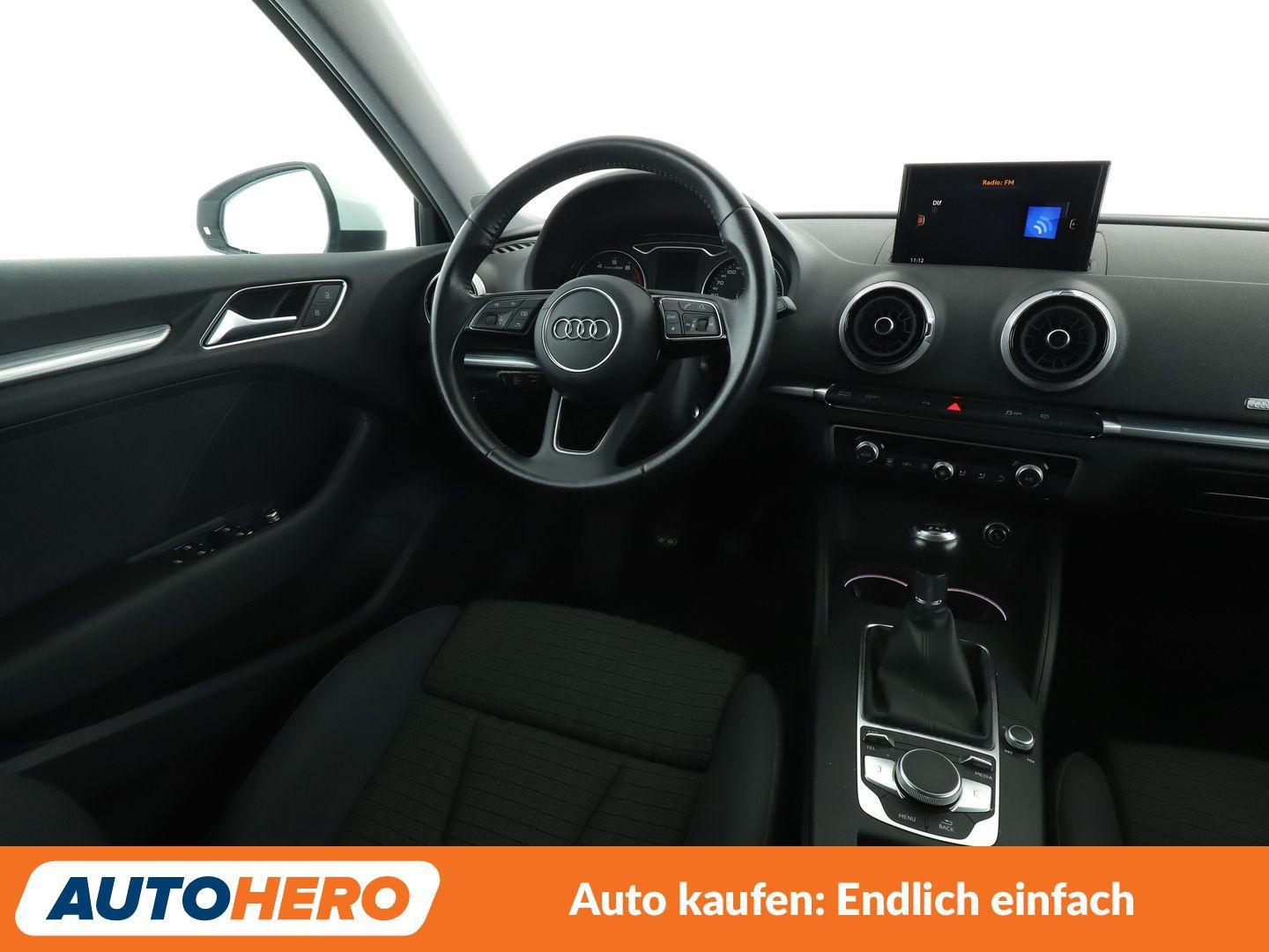 Audi A3 Sportback 1.5 TFSI ACT sport*PDC*