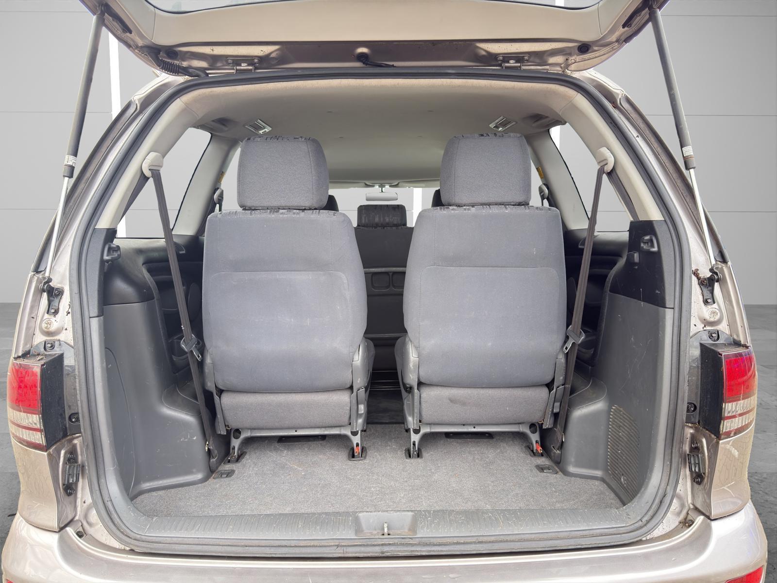 Toyota Previa 2005 — photo 14
