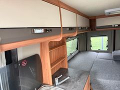 Pössl Summit 600 Plus, Markise,Busbiker,Maxfan