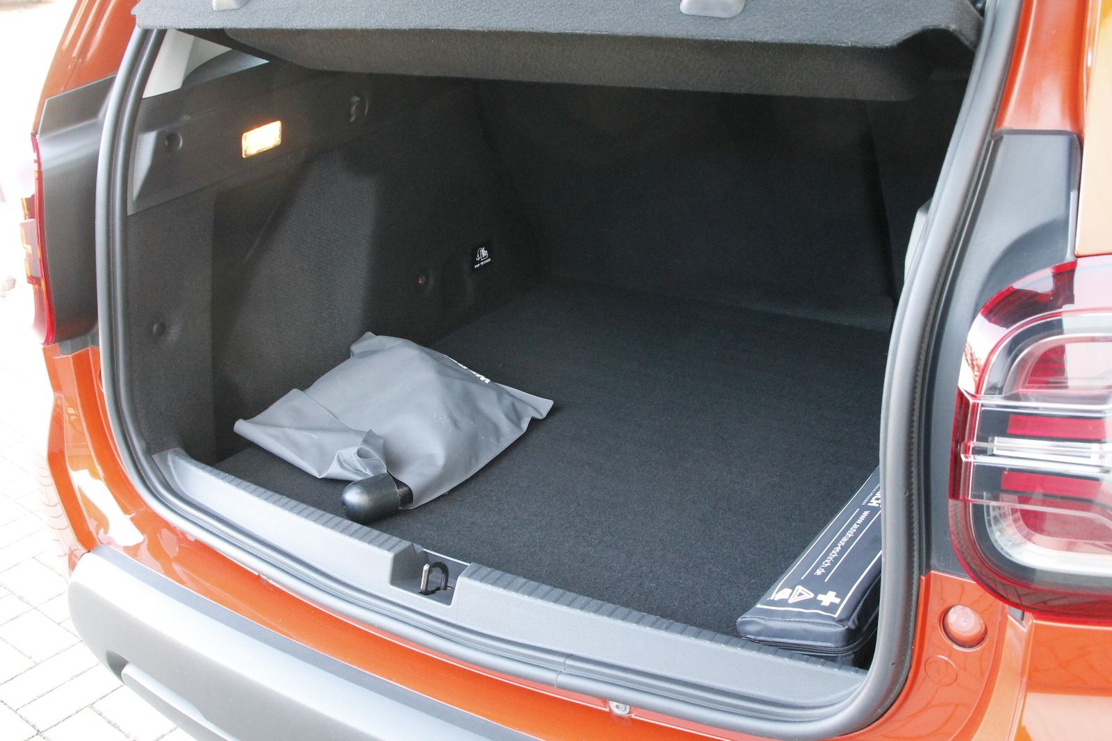 Fahrzeugabbildung Dacia Duster Comfort TCe 100 ECO-G 2WD