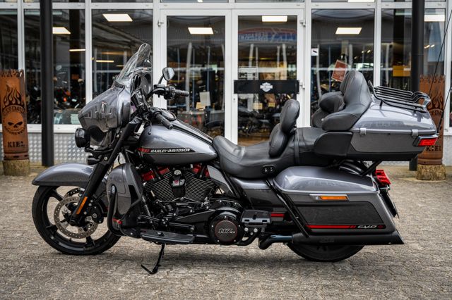 Fahrzeugabbildung Harley-Davidson CVO  Electra Glide Ultra Limited 117 FLHTKSE