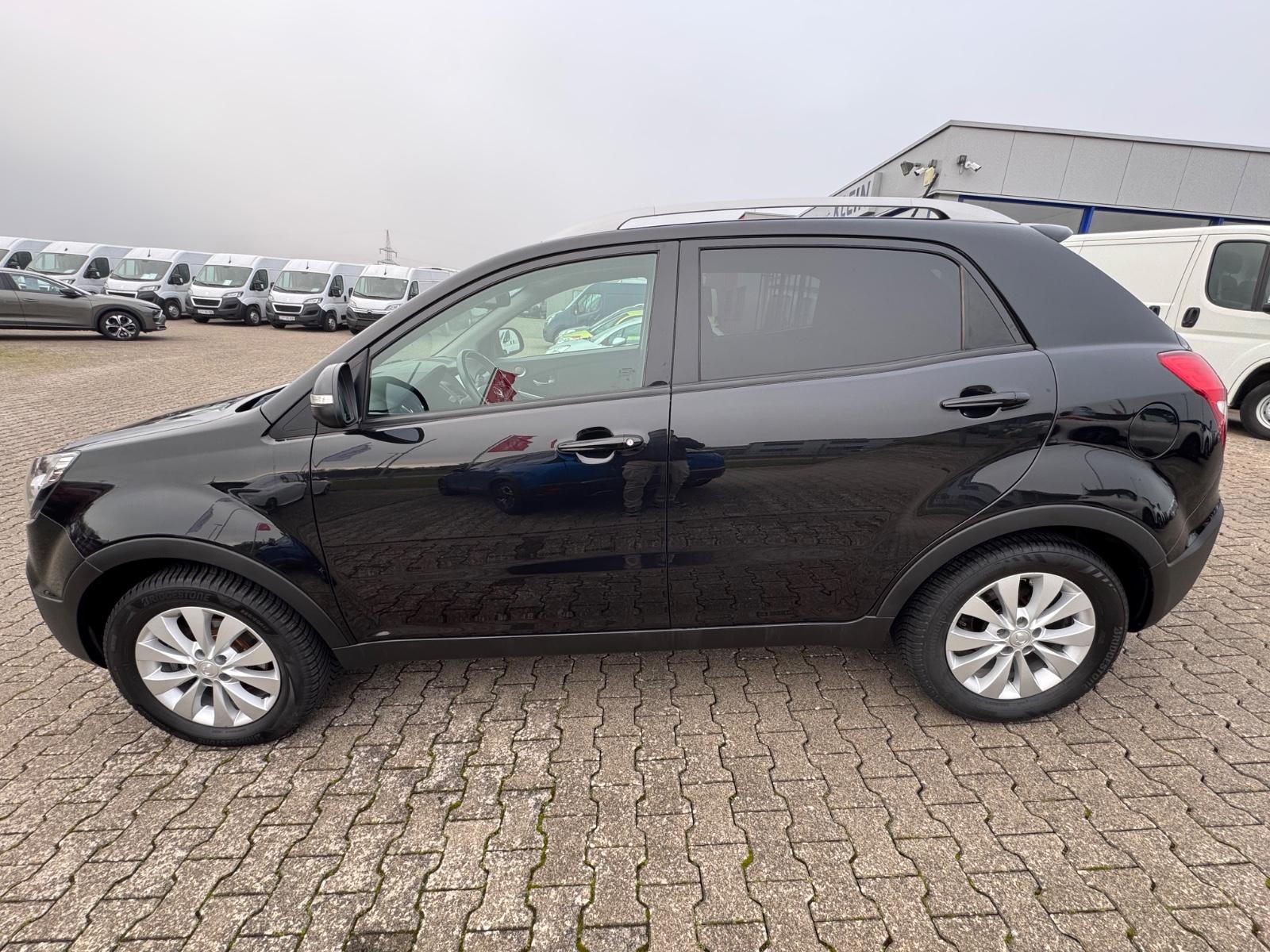Ssangyong Korando QUARZ 4x2 *KAMERA*PDC*SHZ*AUTOMATIK*NAVI