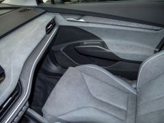 Foto Nummer 11: SKODA Enyaq