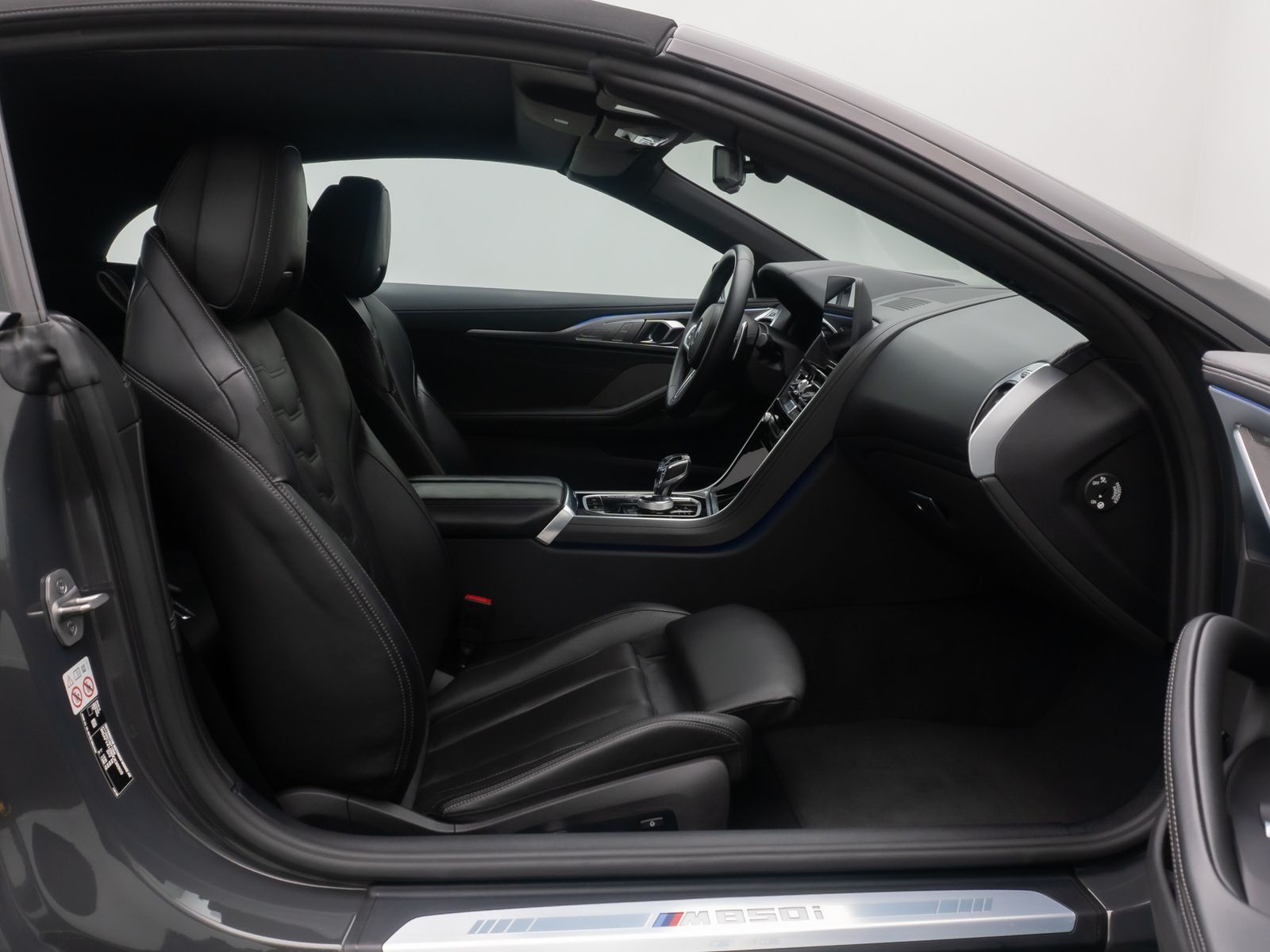 Fahrzeugabbildung BMW M850i xD Cabrio Individual SoftCl 360° Laser 20"