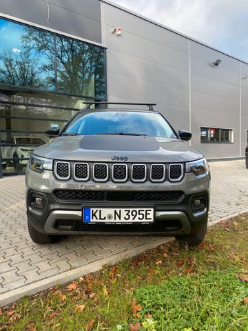 Jeep Compass High Upland Plug-In Hybrid 4xe