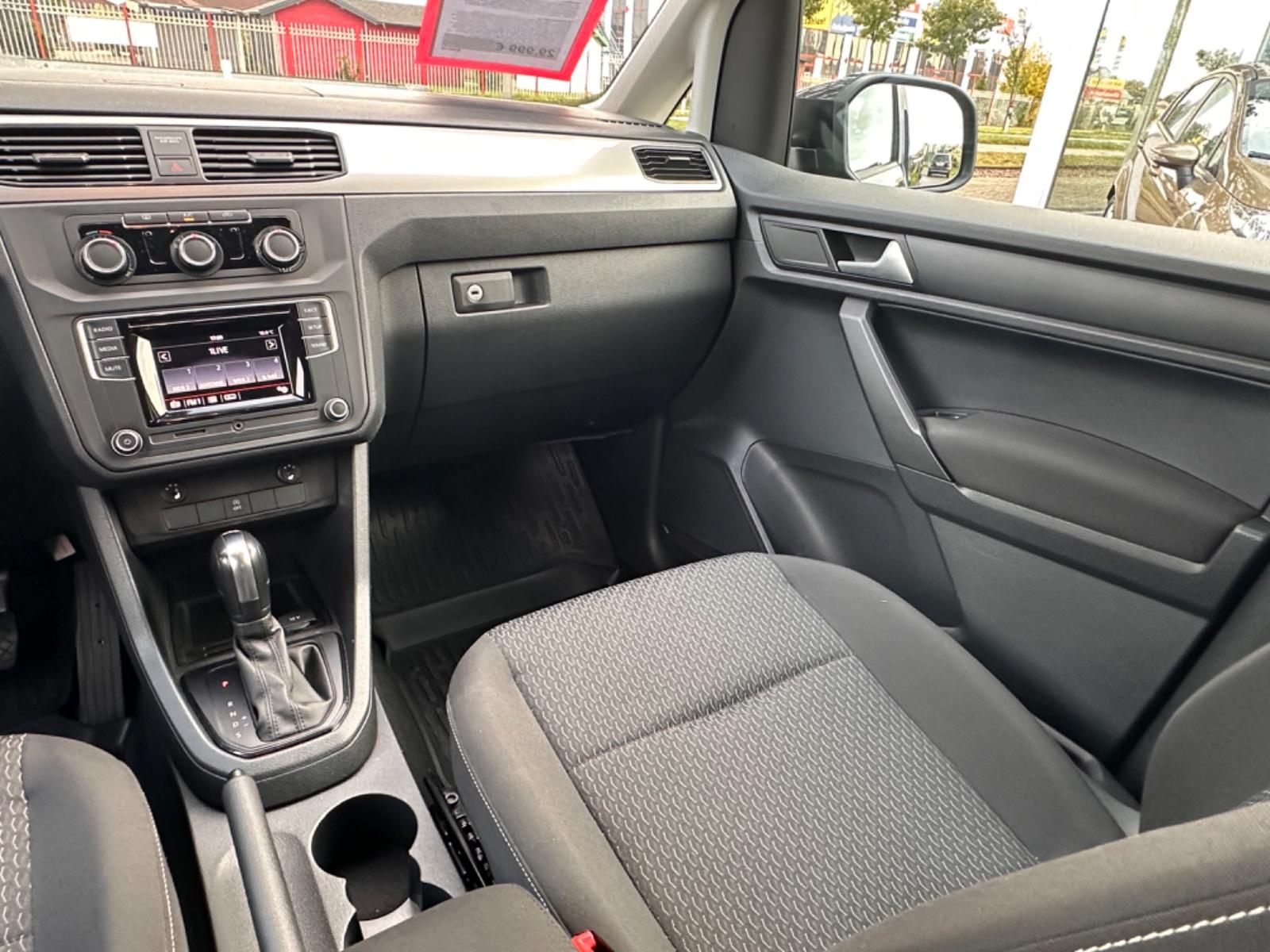 Volkswagen Caddy , DSG ,Behindertengerecht-Rampe,Scheckheft