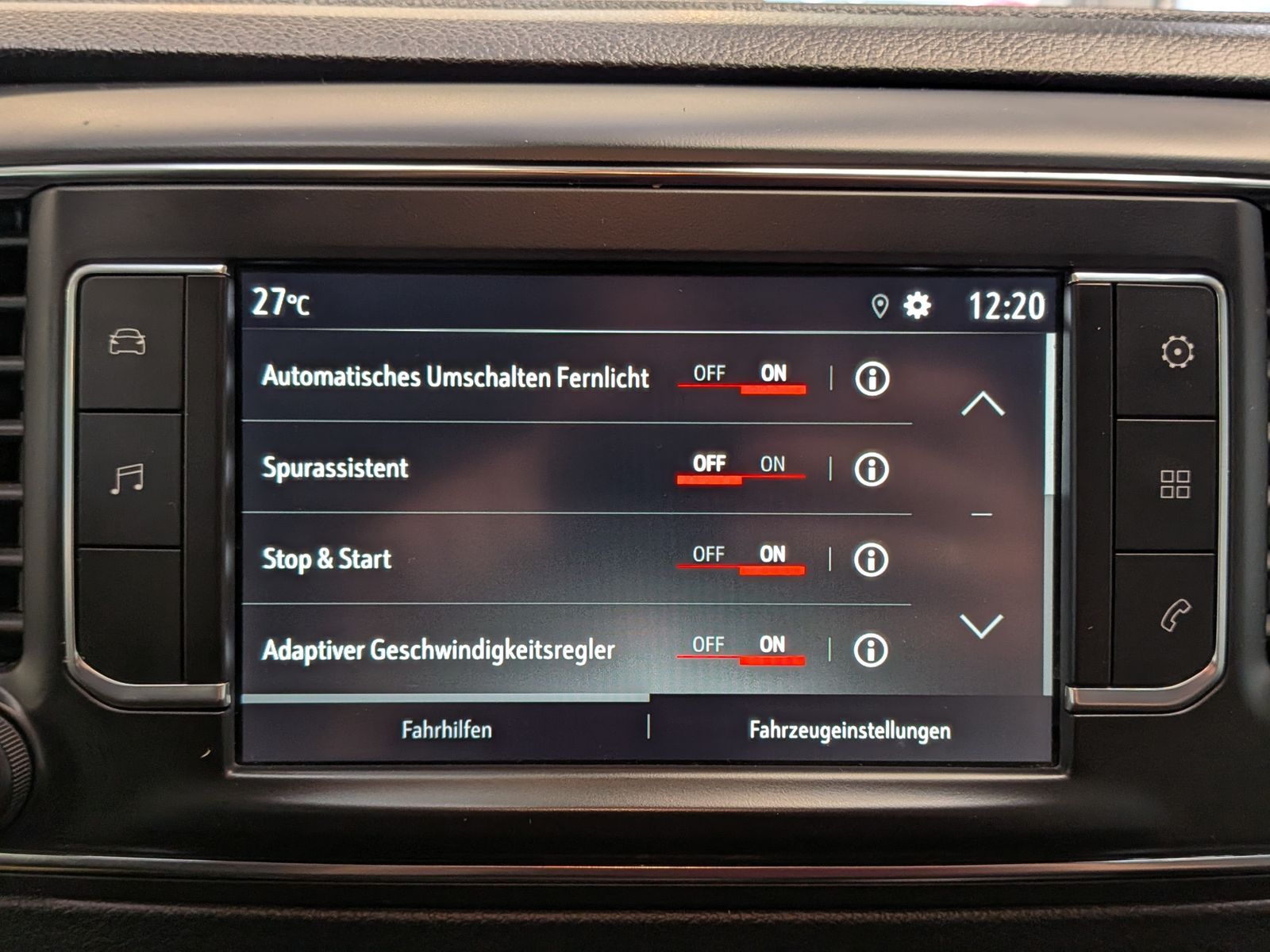 Fahrzeugabbildung Opel Zafira Life M 2.0Aut. LED*CAM*HUD*ACC*AHK*8-SITZ