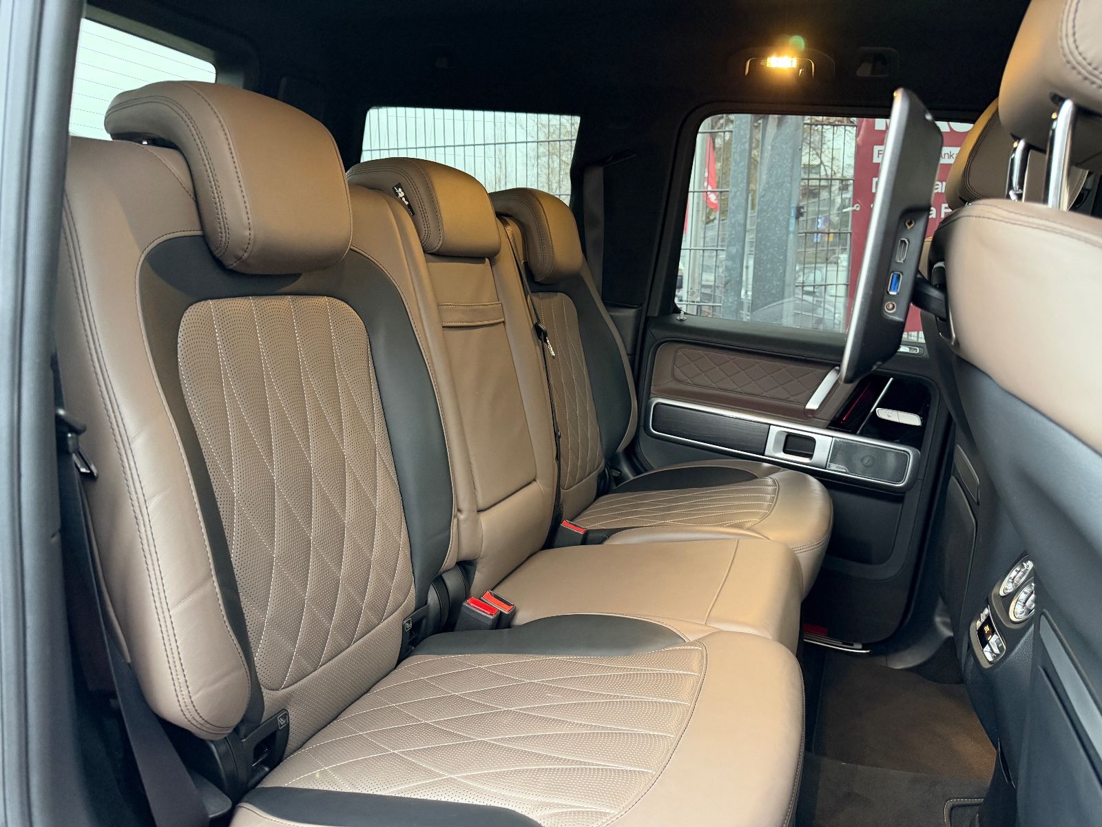 Fahrzeugabbildung Mercedes-Benz G 500 AMG*EXCLUSIVE*SDACH*MULTIBEAM*360KAM*ACC