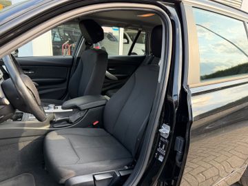 BMW 320 - 8