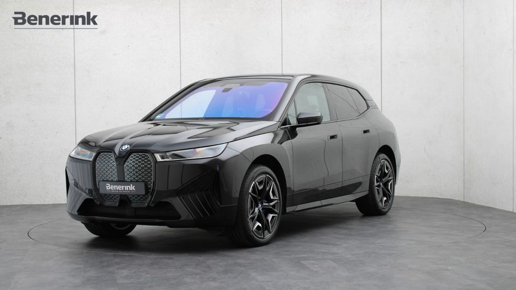 Image of BMW iX