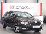 Skoda Superb Combi 2.0 TDI DSG FAMILY / BI-XENON / AHK - Skoda Superb aus 2012