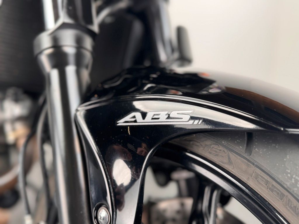 Fahrzeugabbildung Suzuki SFV 650 GLADIUS *TOP-ZUSTAND *SERVICE NEU