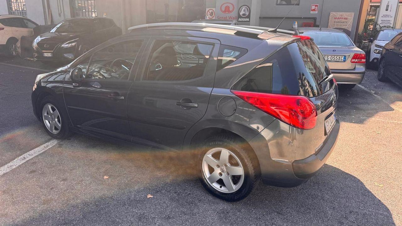 Peugeot 207 2010 — engine 1.560 cm³, 68 HP (50kW)