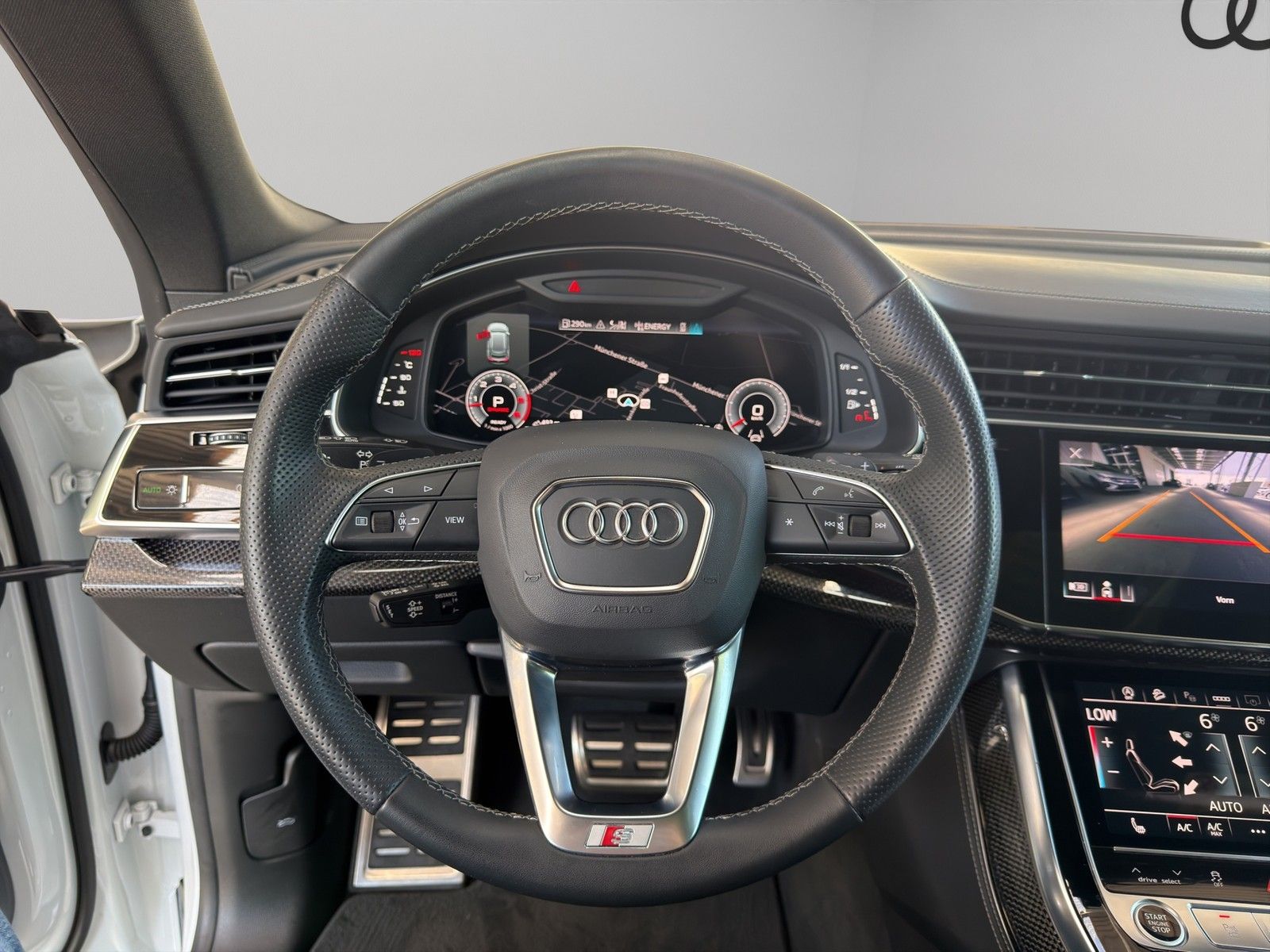 Audi Q8 50 TDI quattro competition plus B&O Standh. foto 10